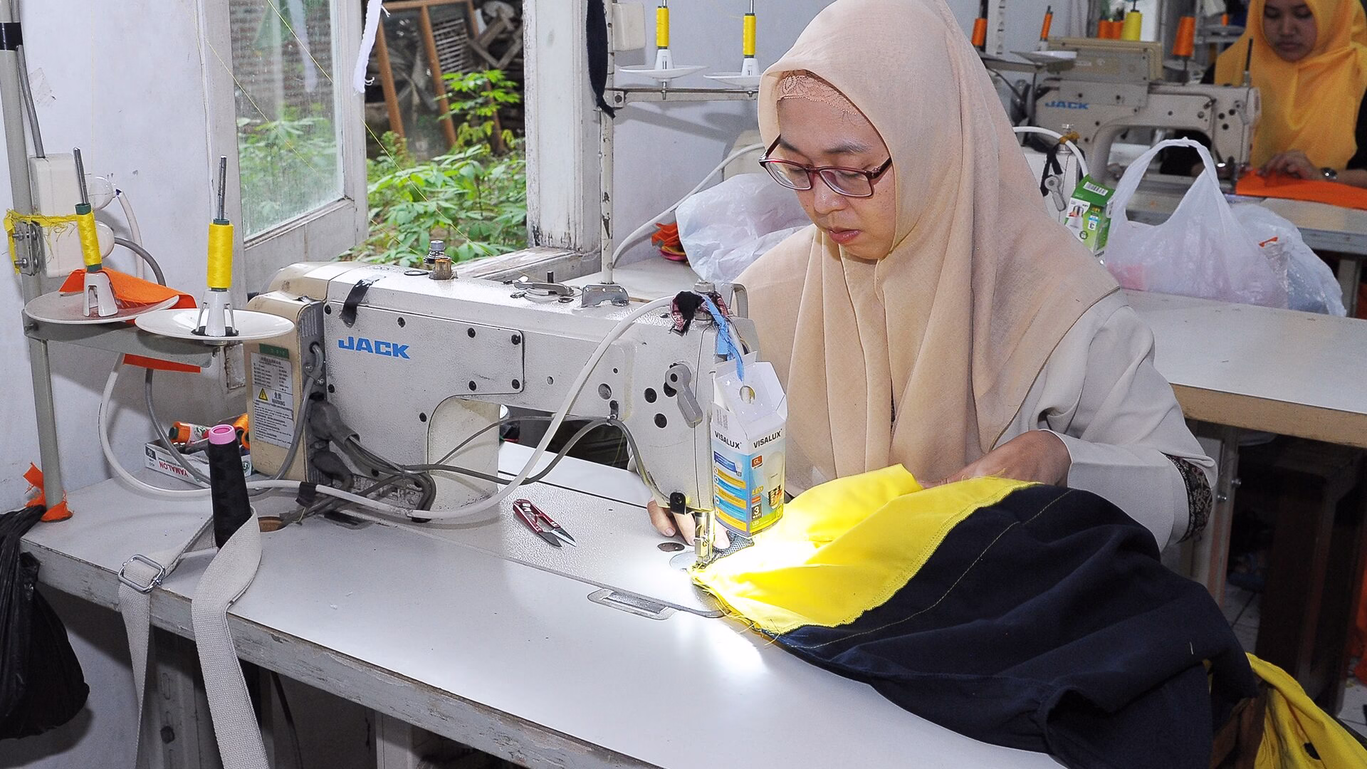 Apa Itu Konveksi?: Pengertian dan Penjelasan Lengkap